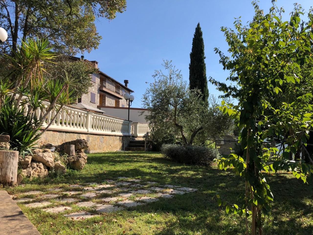 Agriturismo Beata Vanna Фабро Екстериор снимка