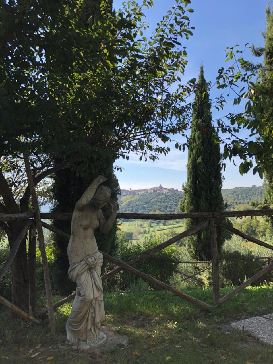 Agriturismo Beata Vanna Фабро Екстериор снимка