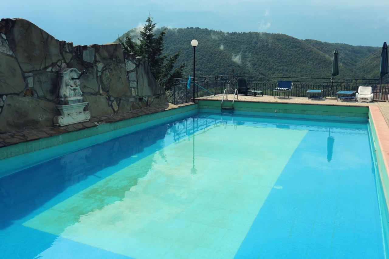 Agriturismo Beata Vanna Фабро Екстериор снимка