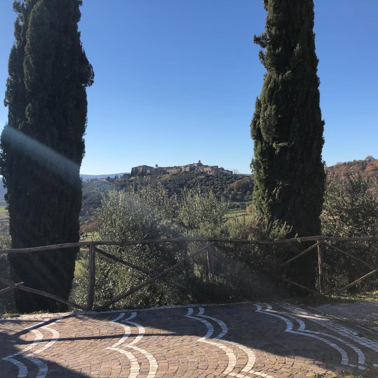 Agriturismo Beata Vanna Фабро Екстериор снимка