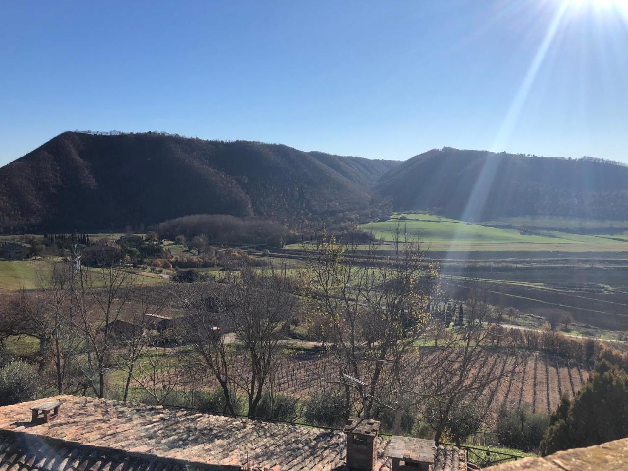 Agriturismo Beata Vanna Фабро Екстериор снимка